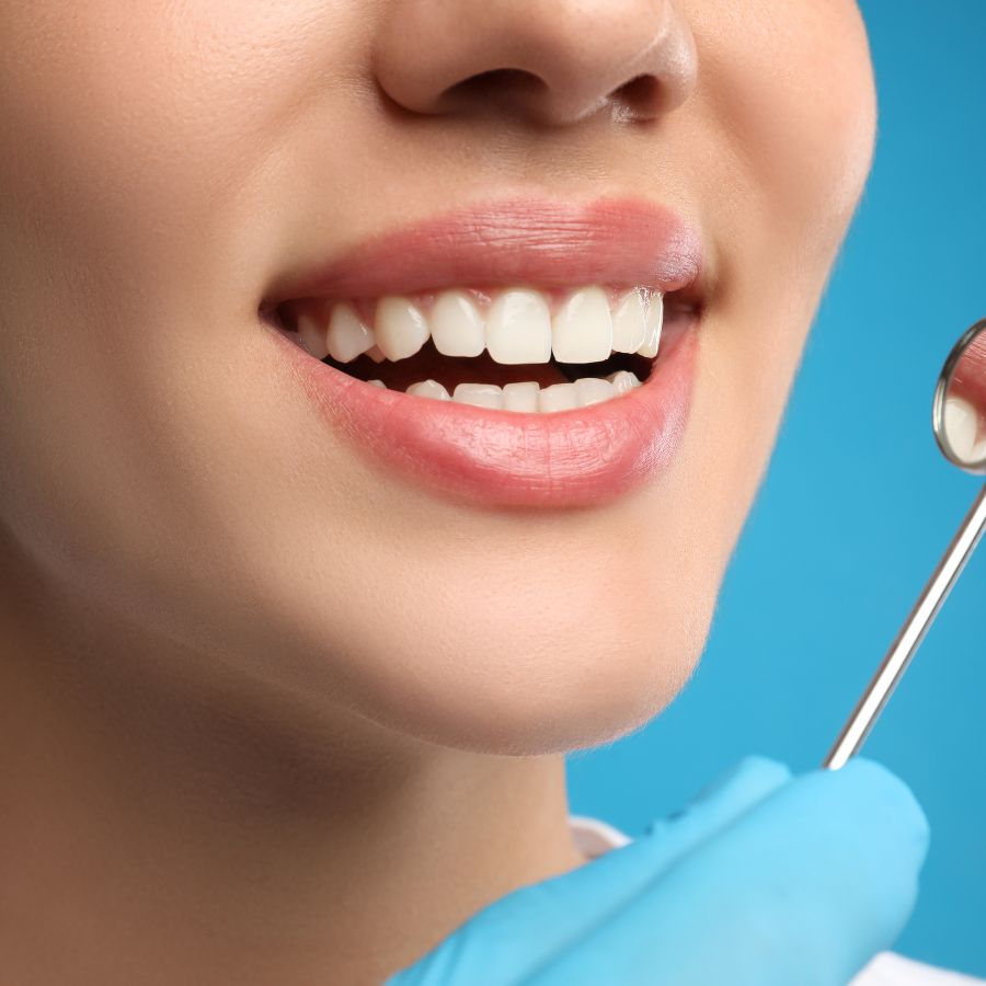 When it comes to correcting minor dental flaws, cosmetic bonding offers a host of advantages.